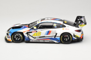 BMW M4 GT3 #46 V. Rossi / A. Farfus / M. Martin Team WRT 12 Hours of Bathurst 2023 Minichamps 1:18 113232146 Druckguss — Bild 4 von 8