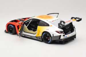 BMW M4 GT3 #72 D. Harper / M. Hesse / C. Weerts BMW M Team RMG 24 Hours of Nurburgring 2024 Minichamps 1:18 113242072 Druckgu — Bild 5 von 8
