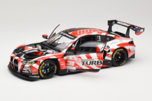 BMW M4 GT3 LMGT3 #31 D. Leung / S. Gelael / A. Farfus Team WRT 2nd Place 24 Hours of Le Mans 2024 Minichamps 1:18 113242431 D — Bild 2 von 8