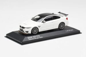 BMW M4 GTS F82 Weiß Mit Grauen Felgen Minichamps 1:43 410025221 Druckguss — Bild 2 von 4