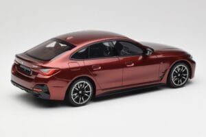 BMW M440i G26 Gran Coupe Aventurine Rot Otto 1:18 OT1075 Resin — Bild 2 von 6