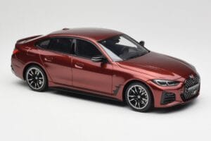BMW M440i G26 Gran Coupe Aventurine Rot Otto 1:18 OT1075 Resin — Bild 4 von 6