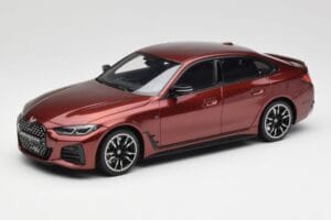 BMW M440i G26 Gran Coupe Aventurine Rot Otto 1:18 OT1075 Resin