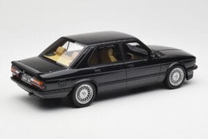 BMW M5 E28 Diamond Schwarz Otto 1:18 OT184 Resin — Bild 2 von 6