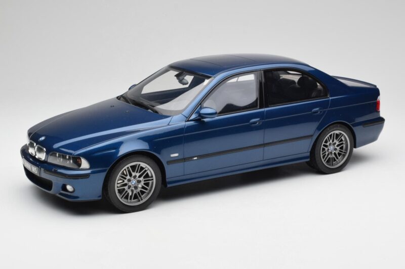 BMW M5 E39 Avus Blau Otto 1:12 G073 Resin