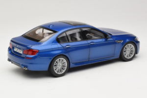 BMW M5 F10 Monte Carlo Blue Paragon 1:18 80432186352 Druckguss — Bild 3 von 8