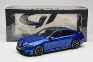 BMW M5 G90 Marina Bay Blue Metallic GT Spirit 1:18 GT507 Resin — Bild 6 von 6