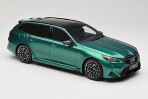 BMW M5 G99 Competition Touring Isle of Man Green GT Spirit 1:18 GT509 Resin — Bild 4 von 6