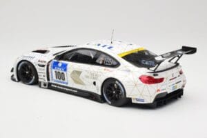 BMW M6 GT3 F13 #100 Schubert Motorsport J. Edwards / J. Klingmann 24h Nürburgring 2016 Minichamps 1:18 155162611 Druckguss — Bild 5 von 6