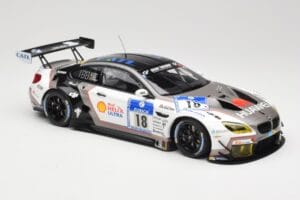 BMW M6 GT3 F13 #18 Schubert Motorsport A. Farfus / J. Krohn 24h Nürburgring 2016 Minichamps 1:18 155162618 Druckguss — Bild 4 von 6