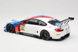 BMW M6 GT3 F13 #42 BMW Team Schnitzer R. Collard / P. Eng ADAC GT Masters Oschersleben 2017 Minichamps 1:18 155172652 Druckgu — Bild 5 von 6