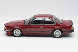 BMW M635 CSi E24 Karmin Rot AUTOart 1:18 70528 Druckguss — Bild 4 von 8