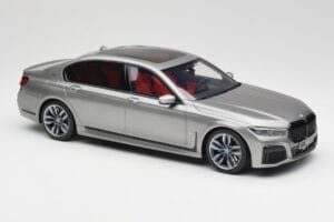 BMW M760i G12 V12 Final Edition Grau GT Spirit 1:18 GT478 Resin — Bild 4 von 6
