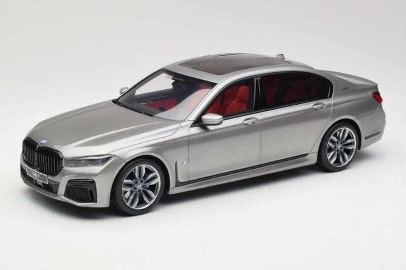 BMW M760i G12 V12 Final Edition Grau GT Spirit 1:18 GT478 Resin