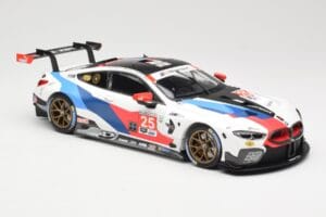 BMW M8 GTE Team RLL #25 C. De Phillippi / A. Farfus Class Winners 24 Hours of Daytona 2019 Minichamps 1:18 155192925 Druckgus — Bild 4 von 6