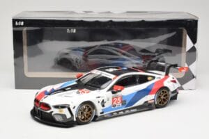 BMW M8 GTE Team RLL #25 C. De Phillippi / A. Farfus Class Winners 24 Hours of Daytona 2019 Minichamps 1:18 155192925 Druckgus — Bild 6 von 6