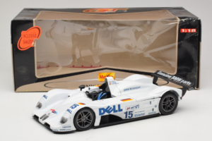 BMW V12 LMR #15 Y. Dalmas / J. Winkelhock / P. Martini 24 Hours of Le Mans Winner 1999 Maisto 1:18 56062 Druckguss — Bild 8 von 8