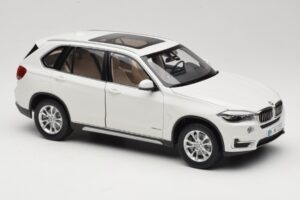 BMW X5 E70 Alpine White Paragon 1:18 PA-97073 Druckguss — Bild 6 von 8