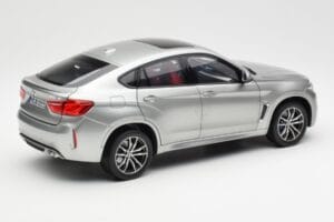 BMW X6 M F86 Donington Grau Metallic Norev 1:18 80432364886 Druckguss — Bild 3 von 8