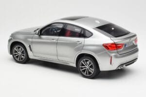 BMW X6 M F86 Donington Grau Metallic Norev 1:18 80432364886 Druckguss — Bild 7 von 8
