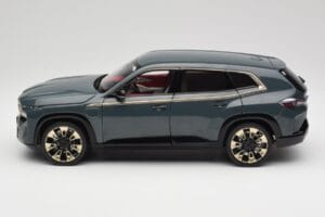 BMW XM G09 Isle of Man Green Minichamps 1:18 110023300 Druckguss — Bild 4 von 8