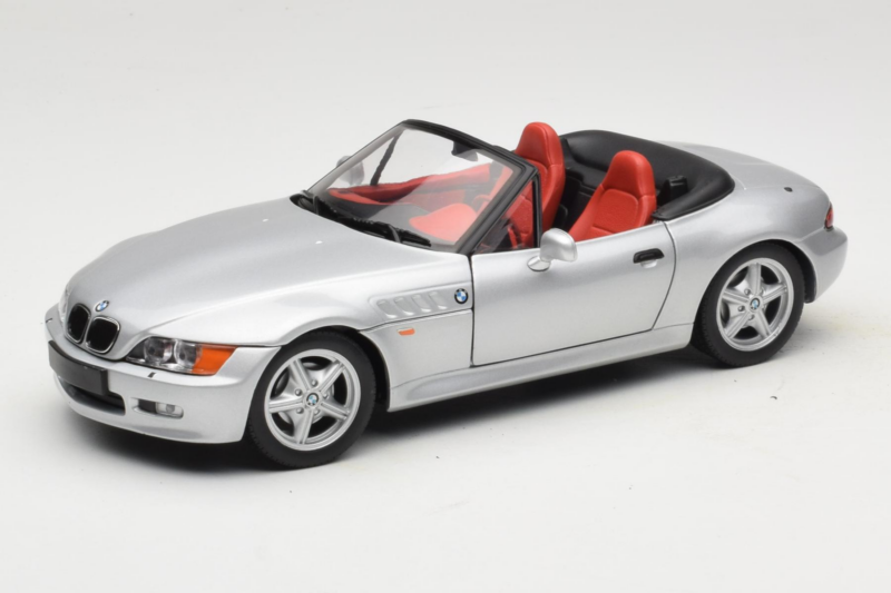 BMW Z3 Cabriolet Silber UT Models 1:18 20402 Druckguss