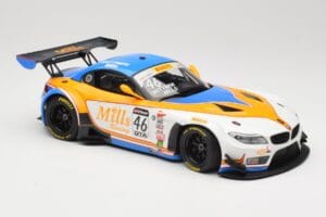 BMW Z4 E89 GT3 #46 Mills Racing M. Wittmer / A. Mills Pirelli World Challenge Sprint X-Series 2016 Minichamps 1:18 151162346  — Bild 4 von 6