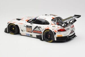 BMW Z4 E89 GT3 #888 Triple Eight Racing L. Mowle / J. Ratcliffe 24 Hours of Spa 2015 Minichamps 1:18 151152388 Druckguss — Bild 5 von 6