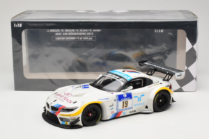 BMW Z4 GT3 #19 Team Schubert J. Muller / D. Muller ADAC 24 Hours Nurburgring 2012 Minichamps 1:18 151122319 Druckguss — Bild 6 von 6