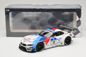 BMW Z4 GT3 #19 Team Schubert J. Muller / D. Muller ADAC 24 Hours Nurburgring 2013 Minichamps 1:18 151132319 Druckguss — Bild 6 von 6