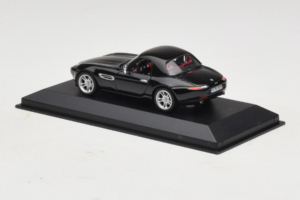 BMW Z8 Schwarz Hardtop Minichamps 1:43 BMW018 Druckguss — Bild 3 von 4
