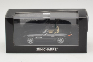 BMW Z8 Cabriolet Schwarz Minichamps 1:43 80420026607-R1 Druckguss — Bild 4 von 4