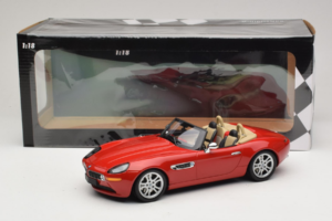 BMW Z8 Rot Minichamps 1:18 155024230 Druckguss — Bild 6 von 6