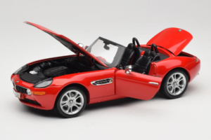 BMW Z8 Rot Kyosho 1:18 80439411730 Druckguss — Bild 2 von 9