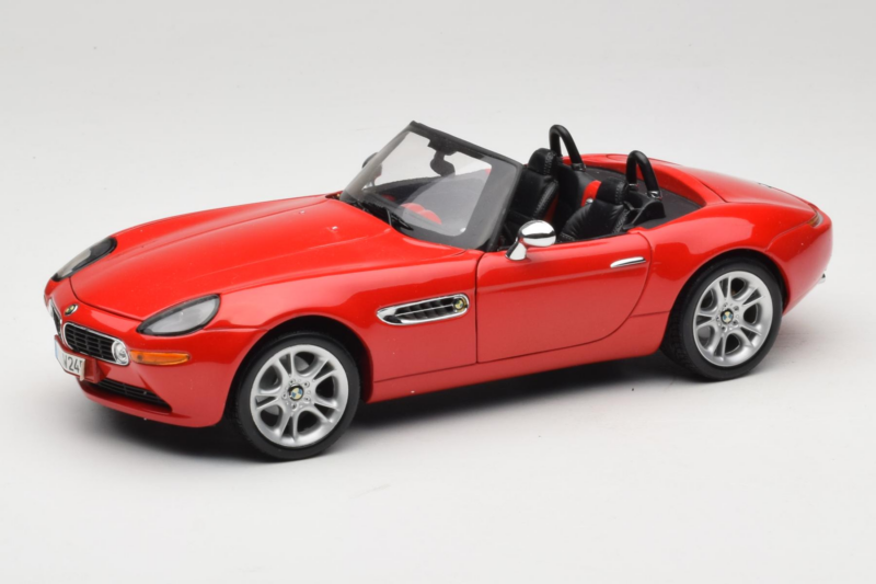 BMW Z8 Rot Kyosho 1:18 80439411730 Druckguss
