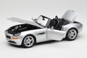 BMW Z8 E52 Cabriolet Silber Kyosho 1:18 80432411551 Druckguss — Bild 2 von 8