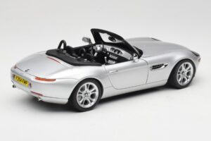 BMW Z8 E52 Cabriolet Silber Kyosho 1:18 80432411551 Druckguss — Bild 3 von 8