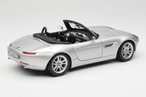 BMW Z8 E52 Titanium Silver Maisto 1:18 536896 Druckguss — Bild 3 von 8