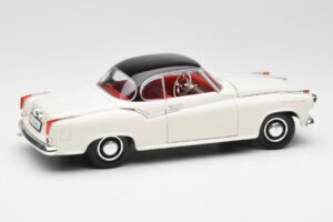 Borgward Isabella Coupe Weiß Revell 1:18 08982-W1 Druckguss — Bild 3 von 8