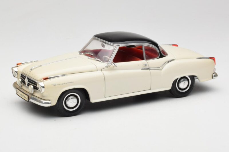 Borgward Isabella Coupe Weiß Revell 1:18 08859 Druckguss