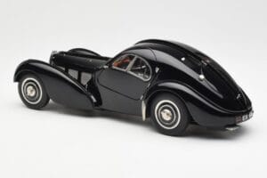 Bugatti 57SC Atlantic Schwarz CMC 1:18 M-085 Druckguss — Bild 5 von 6