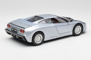 Bugatti EB110 SS Silber Anson 1:18 30303-W-M2 Druckguss — Bild 3 von 8
