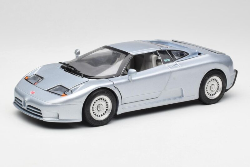 Bugatti EB110 SS Silber Anson 1:18 30303-W-M2 Druckguss