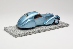 Bugatti Type 57SC Atlantic Blau Minichamps 1:18 107110320 Druckguss — Bild 2 von 6