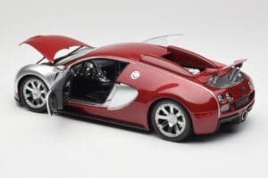 Bugatti Veyron Edition Centenaire Chrome Red Minichamps 1:18 100110851-O Druckguss — Bild 5 von 8
