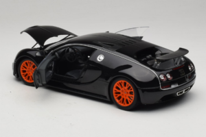 Bugatti Veyron Super Sport Black Metallic Minichamps 1:18 100110842 Druckguss — Bild 5 von 8