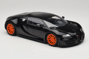 Bugatti Veyron Super Sport Black Metallic Minichamps 1:18 100110842 Druckguss — Bild 6 von 8
