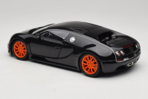 Bugatti Veyron Super Sport Black Metallic Minichamps 1:18 100110842 Druckguss — Bild 7 von 8