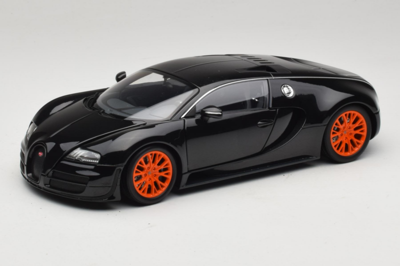 Bugatti Veyron Super Sport Black Metallic Minichamps 1:18 100110842 Druckguss