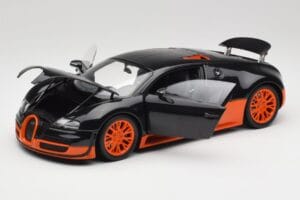 Bugatti Veyron Super Sport World Record Edition Carbon & Orange Minichamps 1:18 100110840 Druckguss — Bild 2 von 8